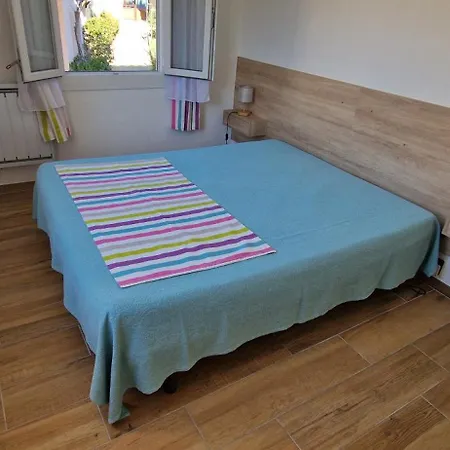 Сasa de vacaciones Maison - 4 Chambres- Grand Terrain Clos *